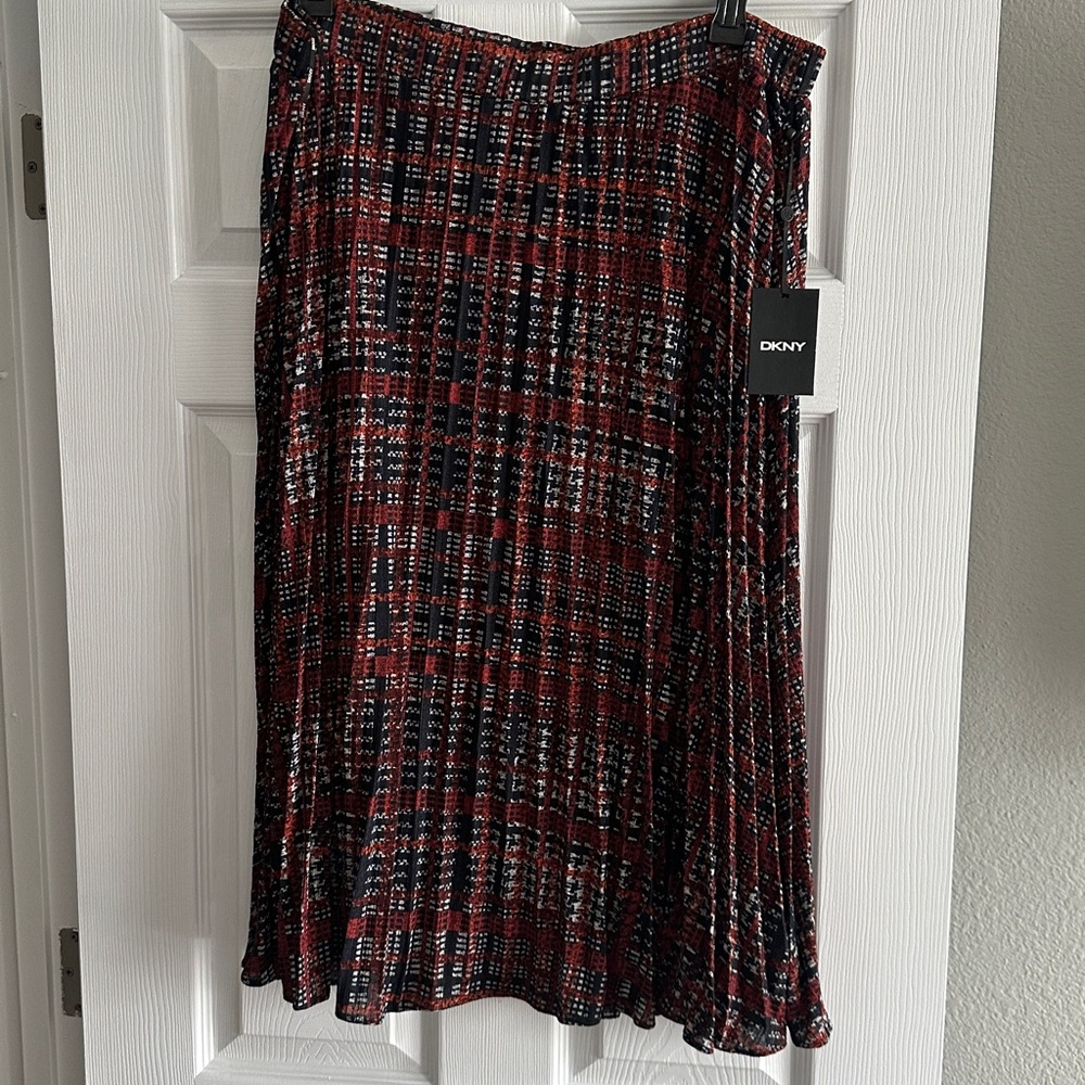 DKNY Multi color pleated skirt